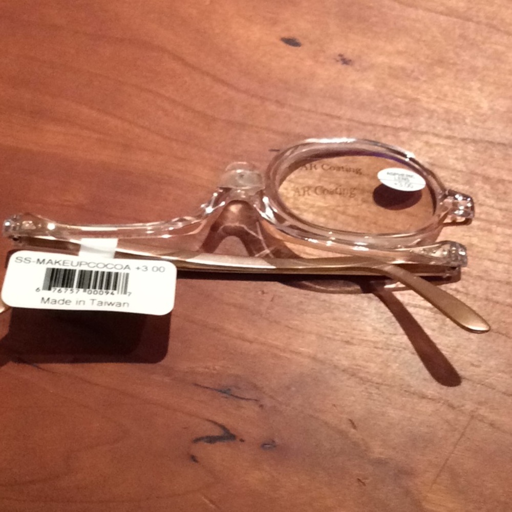 Women Makeup/Reading Magnifying Eye Glasses 3.0x